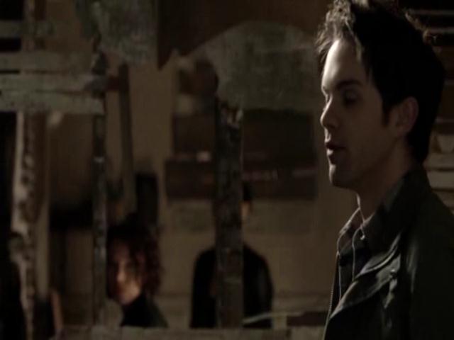 VampireDiariesWorld-dot-org_TheSecretCircle-S01E01-1188.jpg