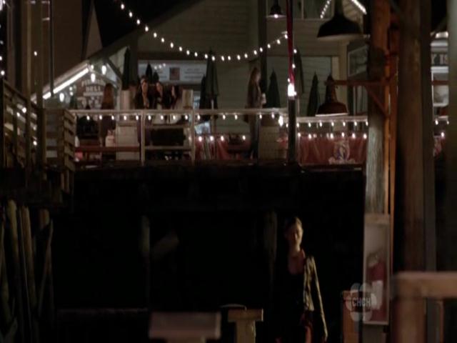 VampireDiariesWorld-dot-org_TheSecretCircle-S01E01-1340.jpg