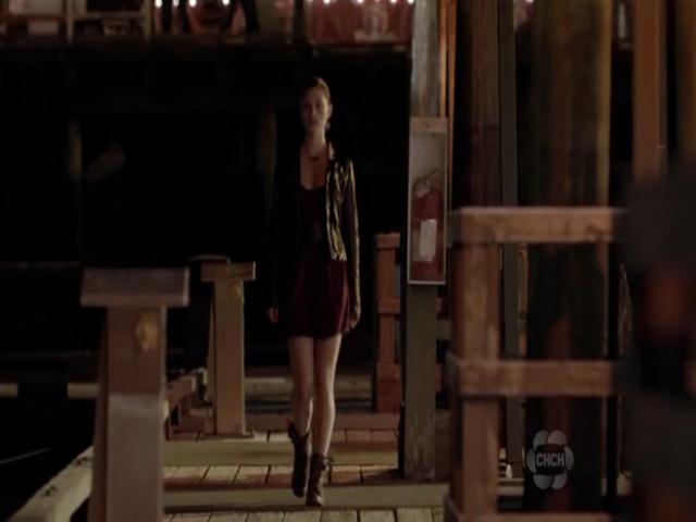 VampireDiariesWorld-dot-org_TheSecretCircle-S01E01-1346.jpg