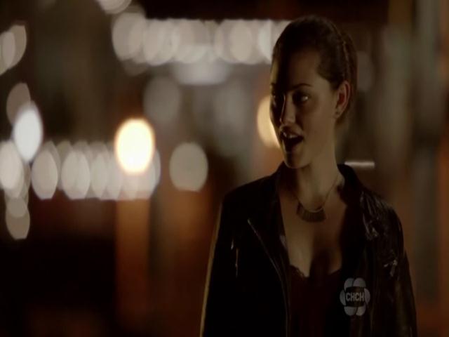 VampireDiariesWorld-dot-org_TheSecretCircle-S01E01-1485.jpg