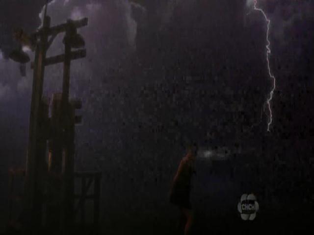 VampireDiariesWorld-dot-org_TheSecretCircle-S01E01-1528.jpg