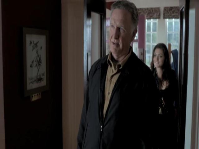 VampireDiariesWorld-dot-org_TheSecretCircle-S01E02-0045.jpg