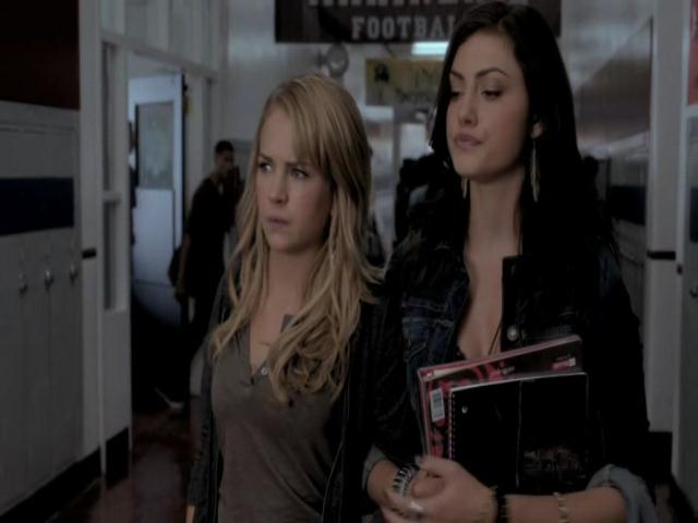 VampireDiariesWorld-dot-org_TheSecretCircle-S01E02-0136.jpg VampireDiariesWorld-dot-org_TheSecretCircle-S01E02-0136.jpg