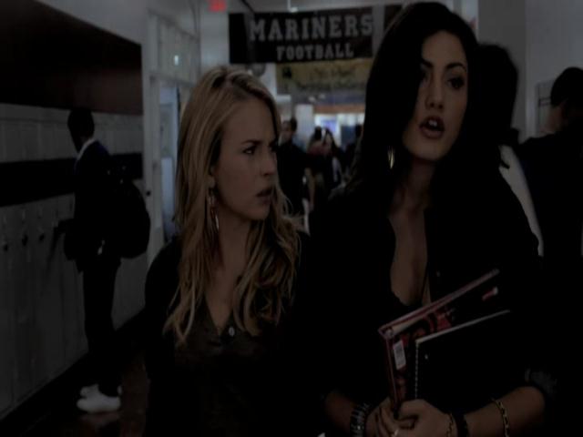 VampireDiariesWorld-dot-org_TheSecretCircle-S01E02-0140.jpg