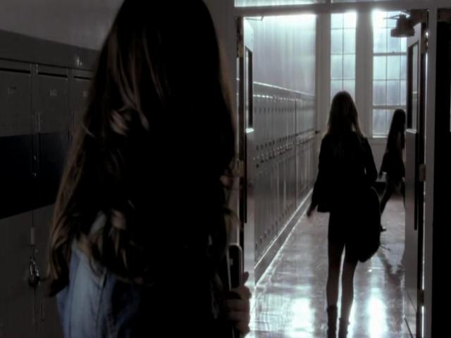 VampireDiariesWorld-dot-org_TheSecretCircle-S01E02-0170.jpg