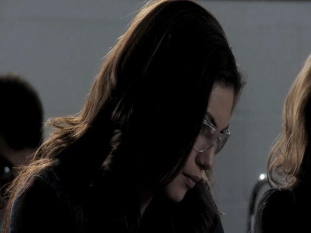 VampireDiariesWorld-dot-org_TheSecretCircle-S01E02-0255.jpg