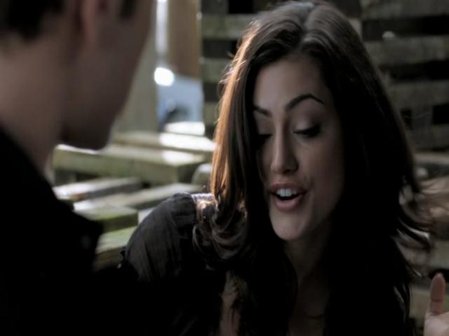 VampireDiariesWorld-dot-org_TheSecretCircle-S01E02-0872.jpg