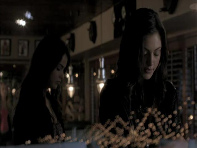 VampireDiariesWorld-dot-org_TheSecretCircle-S01E02-1699.jpg VampireDiariesWorld-dot-org_TheSecretCircle-S01E02-1699.jpg