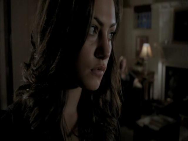VampireDiariesWorld-dot-org_TheSecretCircle-S01E02-2035.jpg