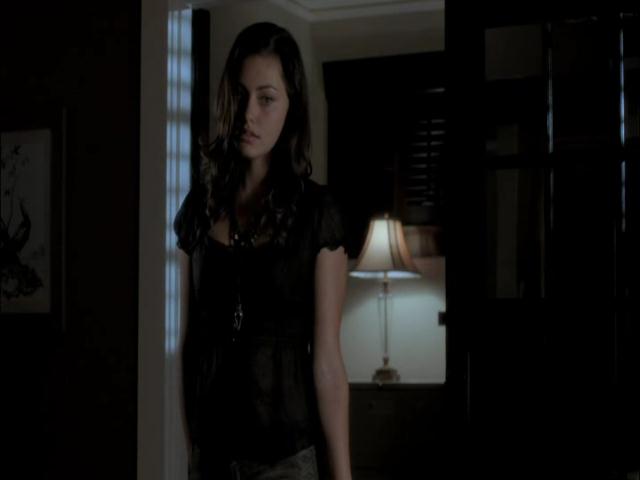 VampireDiariesWorld-dot-org_TheSecretCircle-S01E02-2042.jpg