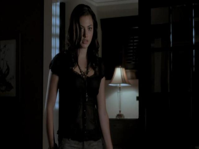 VampireDiariesWorld-dot-org_TheSecretCircle-S01E02-2043.jpg