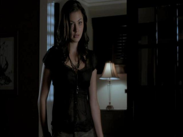 VampireDiariesWorld-dot-org_TheSecretCircle-S01E02-2045.jpg