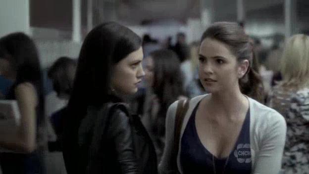 VampireDiariesWorld-dot-org_TheSecretCircle-S01E03-0013.jpg