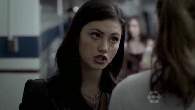 VampireDiariesWorld-dot-org_TheSecretCircle-S01E03-0016.jpg