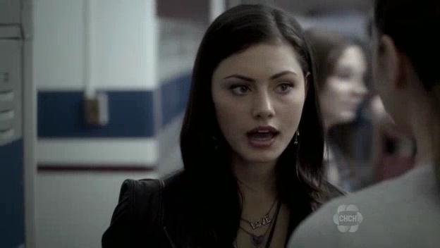 VampireDiariesWorld-dot-org_TheSecretCircle-S01E03-0025.jpg