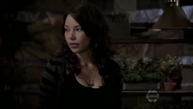 VampireDiariesWorld-dot-org_TheSecretCircle-S01E03-0670.jpg