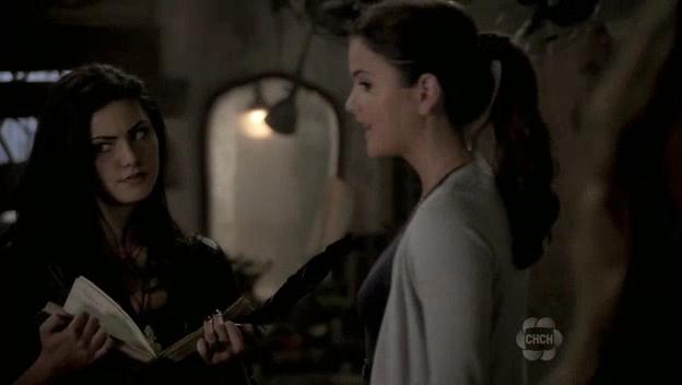 VampireDiariesWorld-dot-org_TheSecretCircle-S01E03-0714.jpg