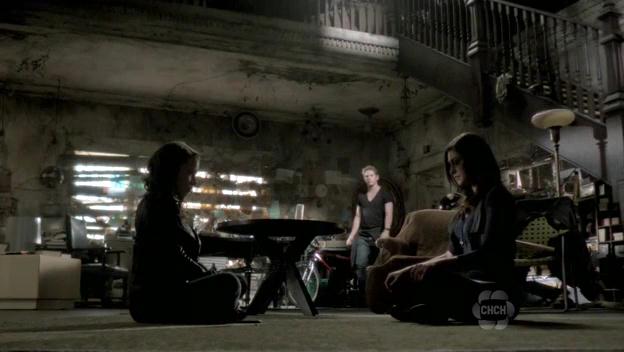 VampireDiariesWorld-dot-org_TheSecretCircle-S01E03-0965.jpg