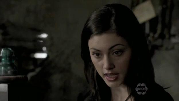 VampireDiariesWorld-dot-org_TheSecretCircle-S01E03-1012.jpg