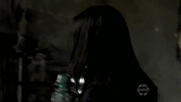 VampireDiariesWorld-dot-org_TheSecretCircle-S01E03-1039.jpg