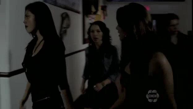 VampireDiariesWorld-dot-org_TheSecretCircle-S01E03-1473.jpg