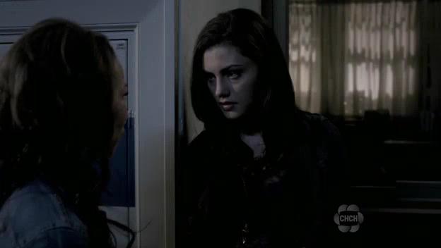 VampireDiariesWorld-dot-org_TheSecretCircle-S01E03-1688.jpg