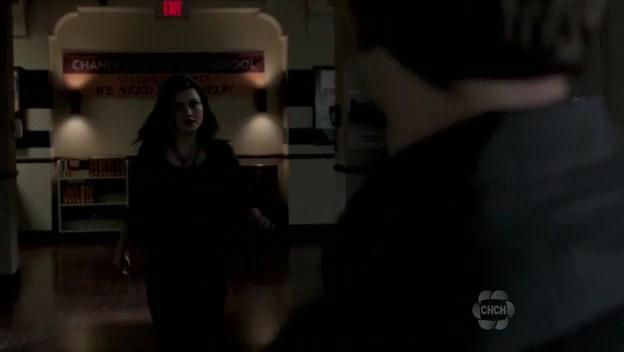 VampireDiariesWorld-dot-org_TheSecretCircle-S01E03-1817.jpg