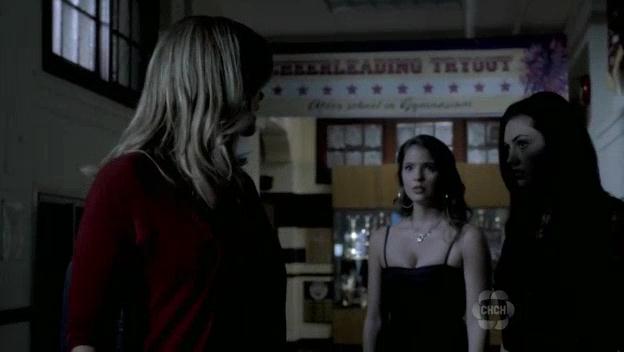 VampireDiariesWorld-dot-org_TheSecretCircle-S01E03-2072.jpg