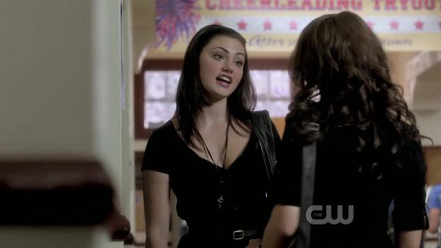 VampireDiariesWorld-dot-org_TheSecretCircle-S01E04-0212.jpg