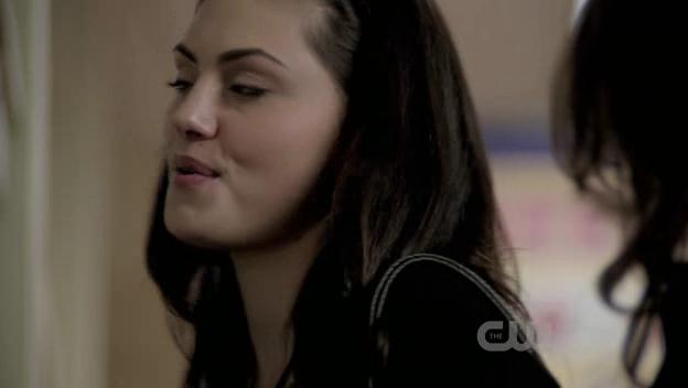 VampireDiariesWorld-dot-org_TheSecretCircle-S01E04-0248.jpg