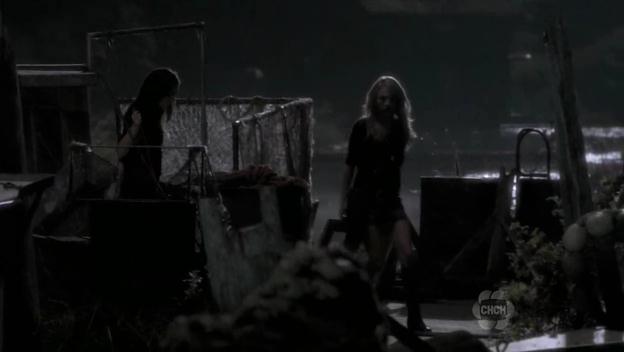 VampireDiariesWorld-dot-org_TheSecretCircle-S01E04-1091.jpg