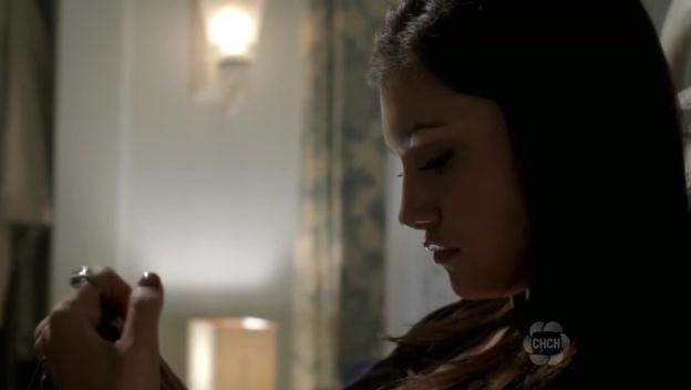 VampireDiariesWorld-dot-org_TheSecretCircle-S01E04-1522.jpg