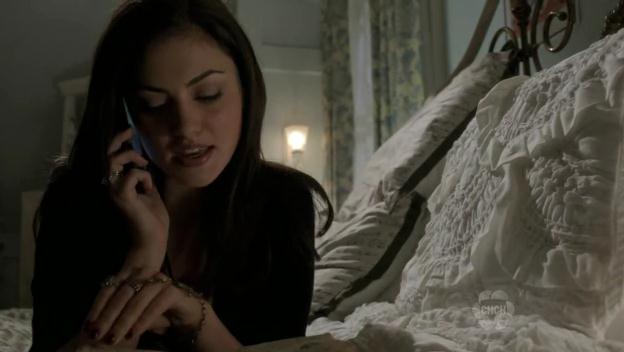 VampireDiariesWorld-dot-org_TheSecretCircle-S01E04-1738.jpg VampireDiariesWorld-dot-org_TheSecretCircle-S01E04-1738.jpg