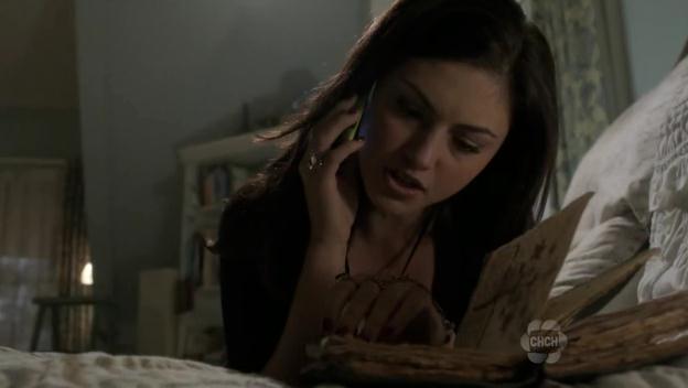 VampireDiariesWorld-dot-org_TheSecretCircle-S01E04-1745.jpg