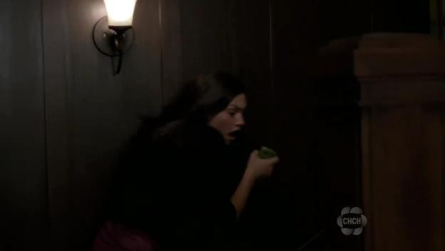 VampireDiariesWorld-dot-org_TheSecretCircle-S01E04-1867.jpg