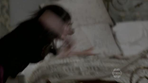 VampireDiariesWorld-dot-org_TheSecretCircle-S01E04-1906.jpg