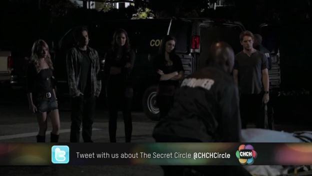 VampireDiariesWorld-dot-org_TheSecretCircle-S01E04-2091.jpg