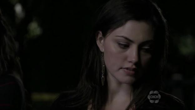 VampireDiariesWorld-dot-org_TheSecretCircle-S01E04-2132.jpg