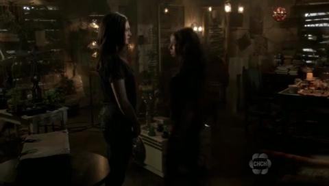VampireDiariesWorld-dot-org_TheSecretCircle-S01E05-0564.jpg