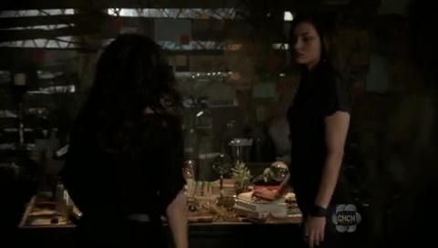 VampireDiariesWorld-dot-org_TheSecretCircle-S01E05-0756.jpg