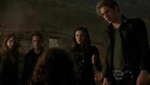 VampireDiariesWorld-dot-org_TheSecretCircle-S01E05-0953.jpg