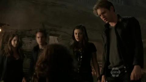 VampireDiariesWorld-dot-org_TheSecretCircle-S01E05-0956.jpg