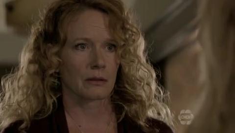 VampireDiariesWorld-dot-org_TheSecretCircle-S01E05-1132.jpg