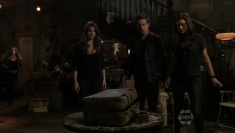 VampireDiariesWorld-dot-org_TheSecretCircle-S01E05-1245.jpg