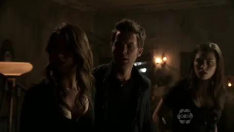 VampireDiariesWorld-dot-org_TheSecretCircle-S01E05-1252.jpg
