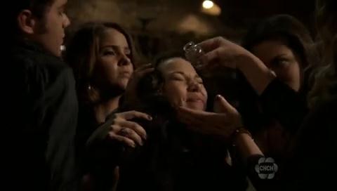 VampireDiariesWorld-dot-org_TheSecretCircle-S01E05-1329.jpg