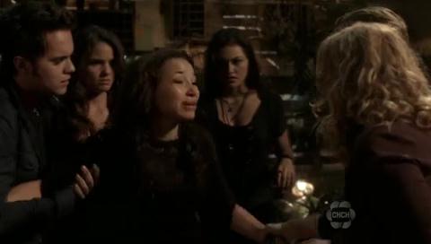 VampireDiariesWorld-dot-org_TheSecretCircle-S01E05-1349.jpg