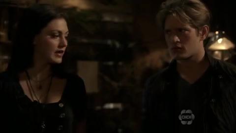 VampireDiariesWorld-dot-org_TheSecretCircle-S01E05-1363.jpg