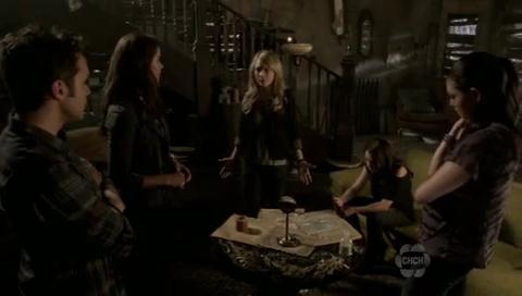 VampireDiariesWorld-dot-org_TheSecretCircle-S01E06-0413.jpg