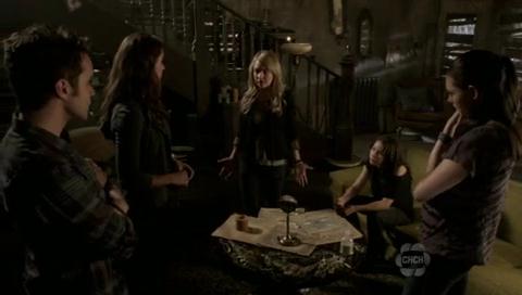VampireDiariesWorld-dot-org_TheSecretCircle-S01E06-0415.jpg
